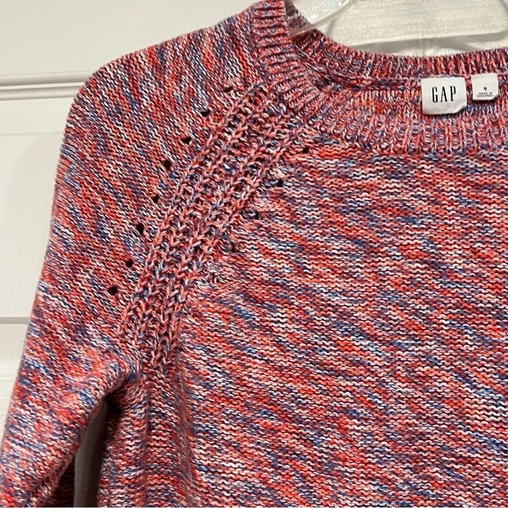 GAP Women's Red Blue White Multi Sweater size Small #ie2